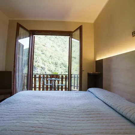 Bin 3* Rocchetta Nervina