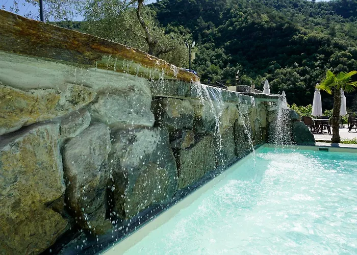 Bin 3* Rocchetta Nervina